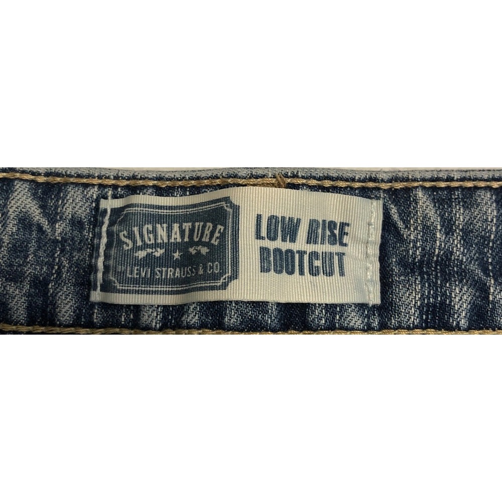 Signature Levi Strauss Womens 12 Long Low Rise Bootcut Jeans Medium Wash Blue - Picture 3 of 9